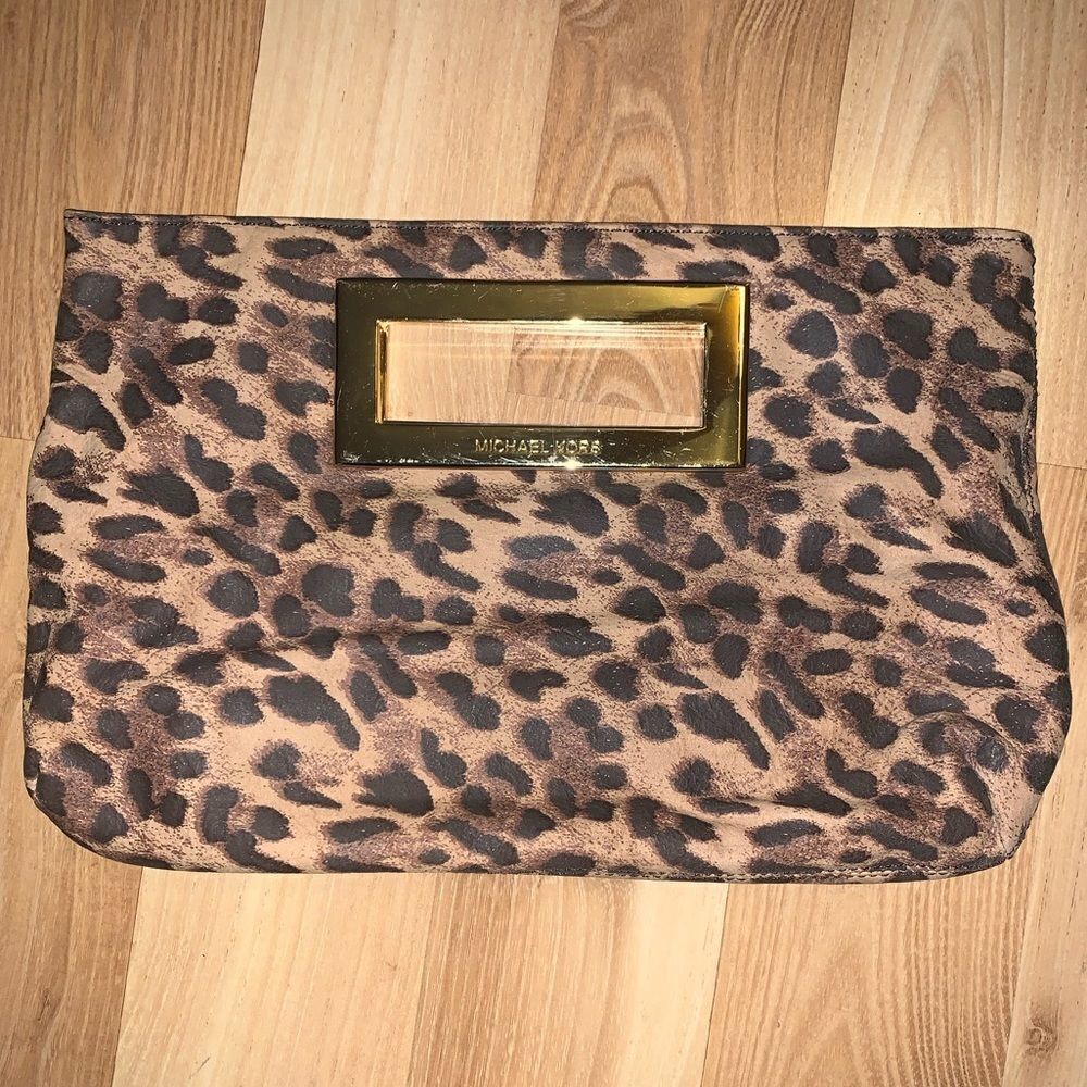 Michael Kors Leopard Print Clutch Michael Kors Leopard Print Clutch Michael Kors - Picture 3 of 8